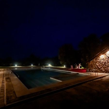 Commune18 Spa Resorts Chikmagalūr Buitenkant foto