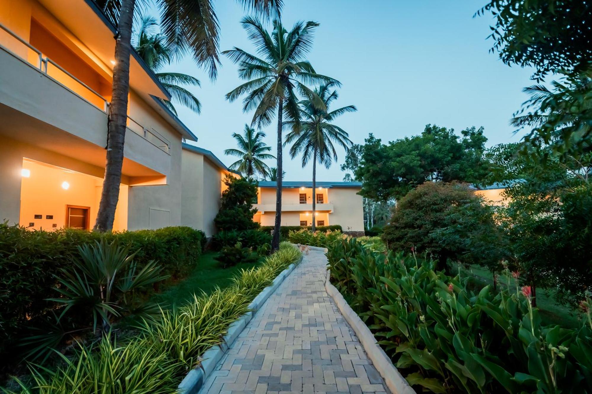 Commune18 Spa Resorts Chikmagalūr Buitenkant foto