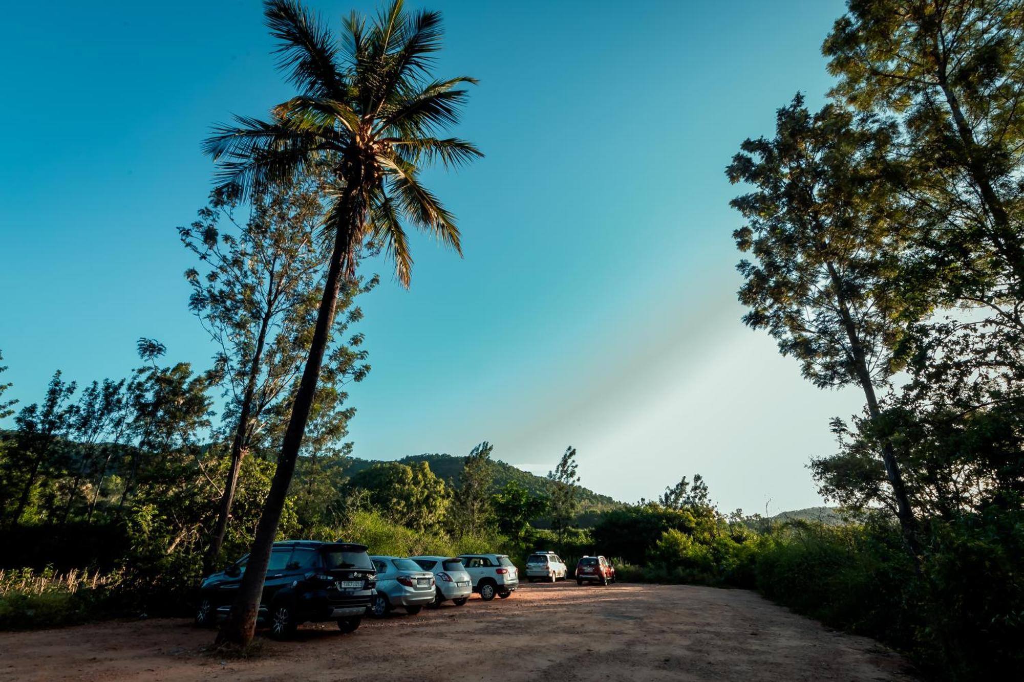 Commune18 Spa Resorts Chikmagalūr Buitenkant foto