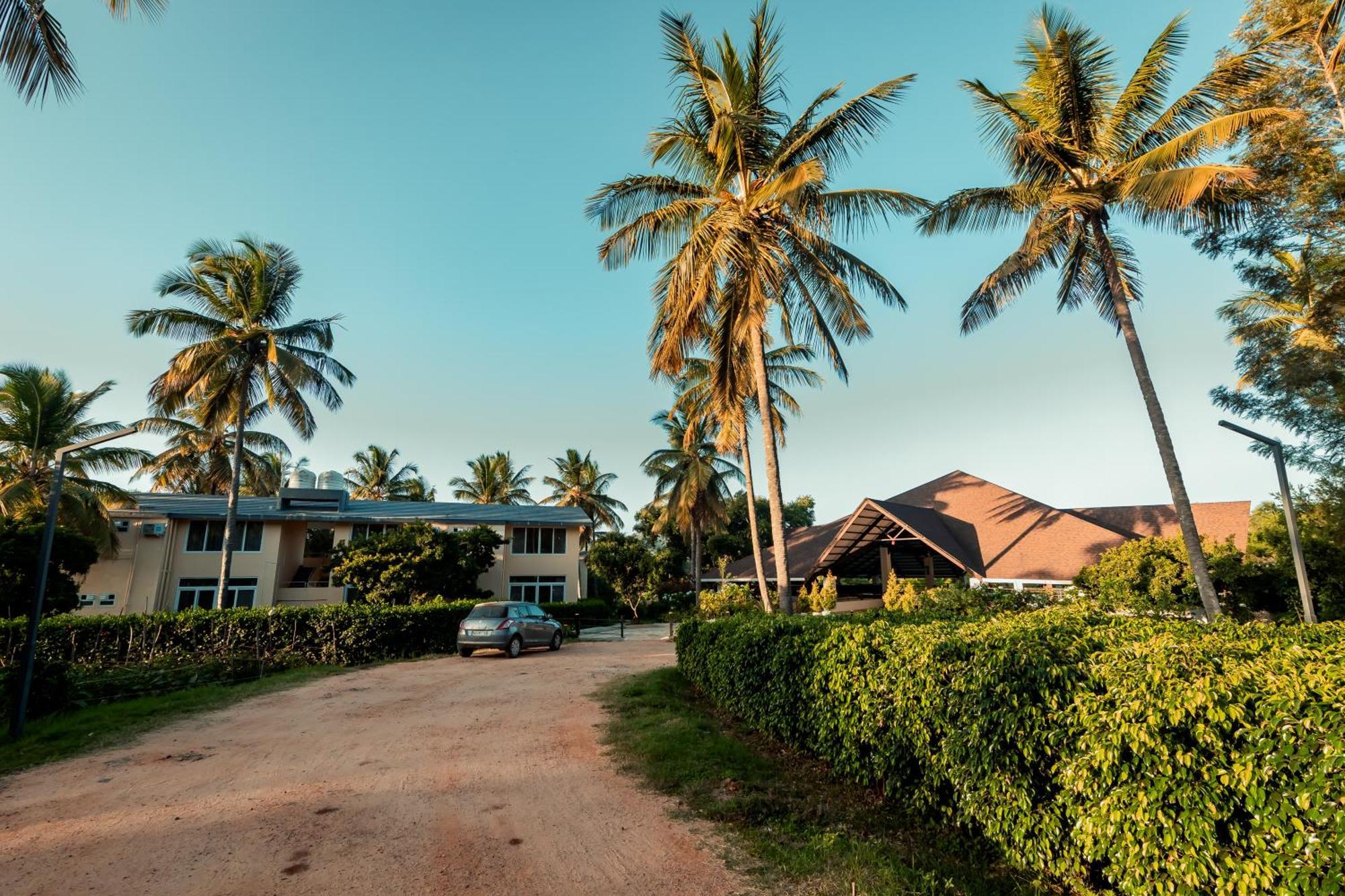 Commune18 Spa Resorts Chikmagalūr Buitenkant foto
