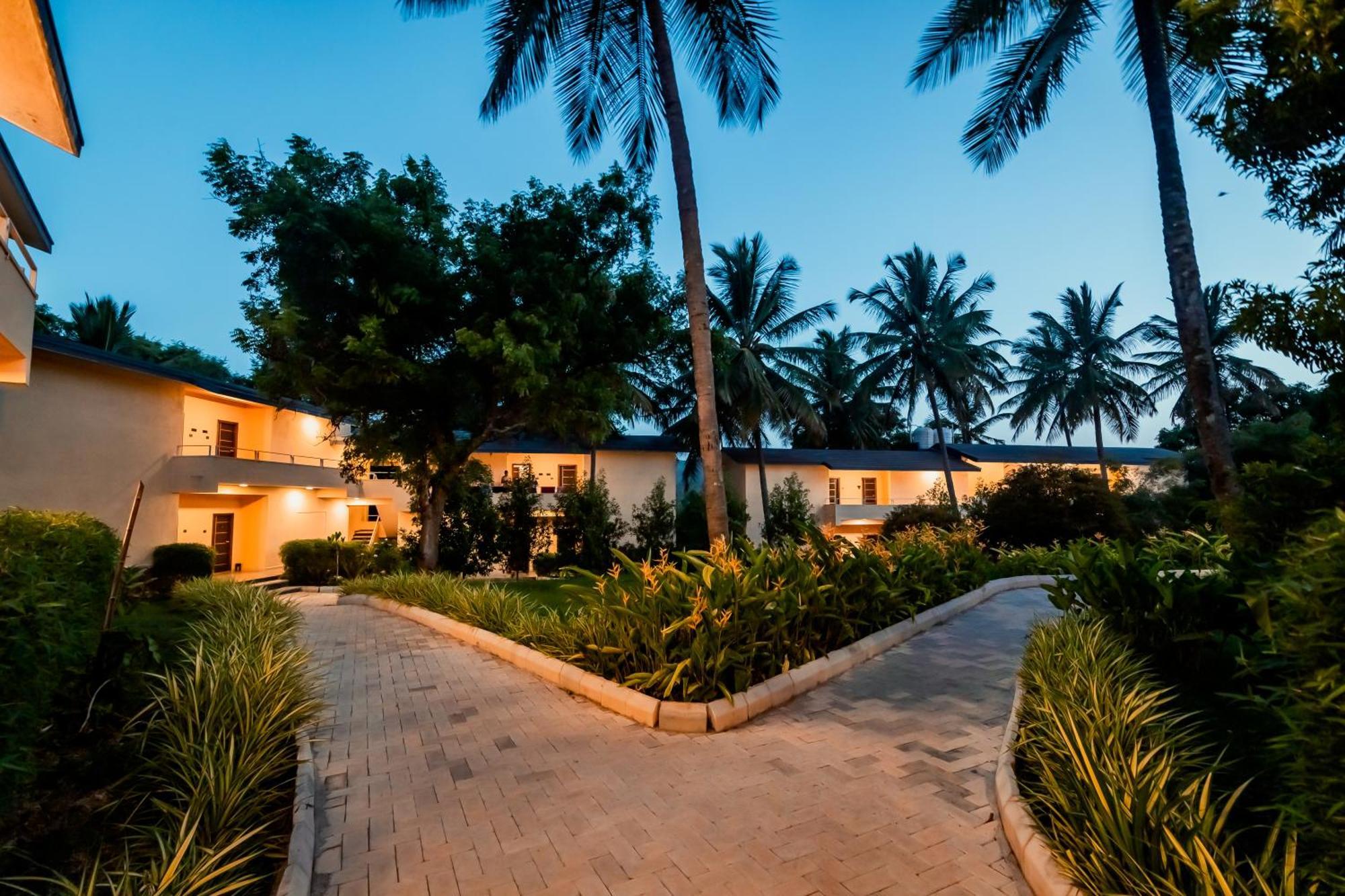 Commune18 Spa Resorts Chikmagalūr Buitenkant foto