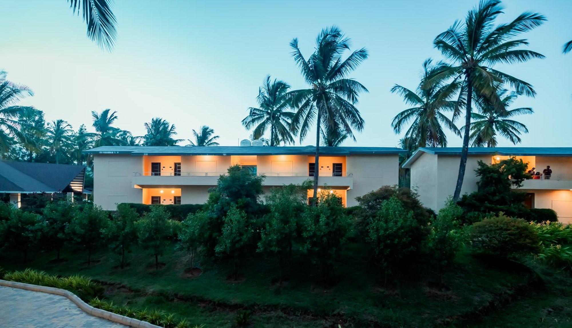 Commune18 Spa Resorts Chikmagalūr Buitenkant foto