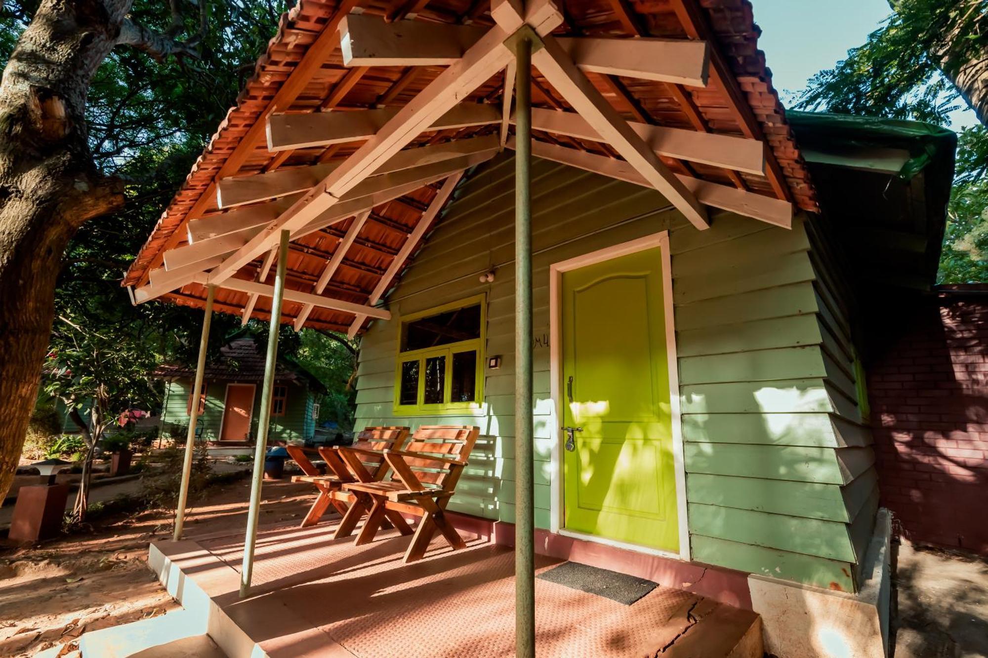 Commune18 Spa Resorts Chikmagalūr Buitenkant foto